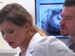 歯科医 アンナ polina アナル セックス ビデオ ととも​​に 彼女の 患者: フリー x 定格の フィルム 18